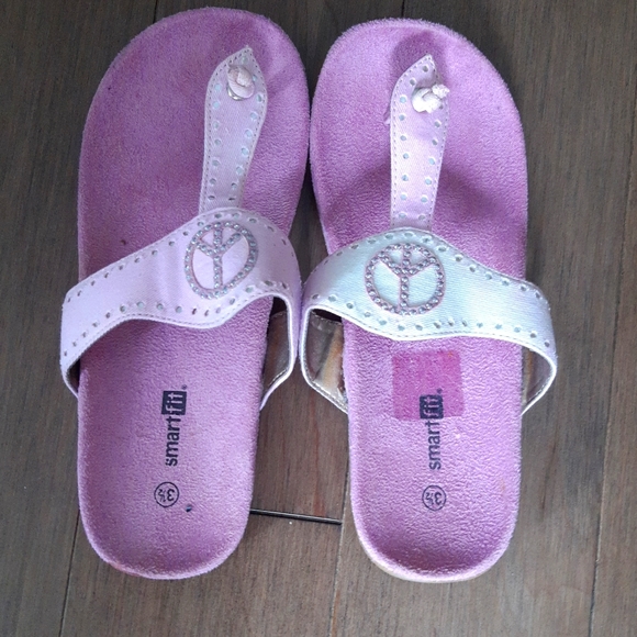 Boho Thong - Picture 1 of 5